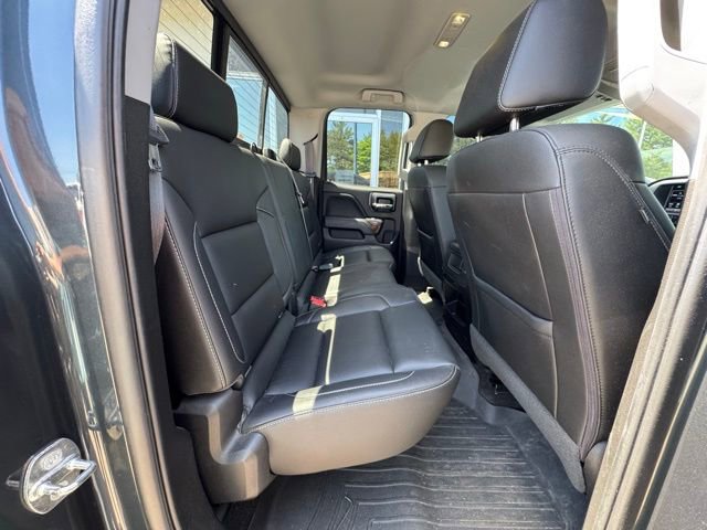 Used 2017 GMC Sierra 1500 SLT w/ SLT Preferred Package AWD/4WD image 14