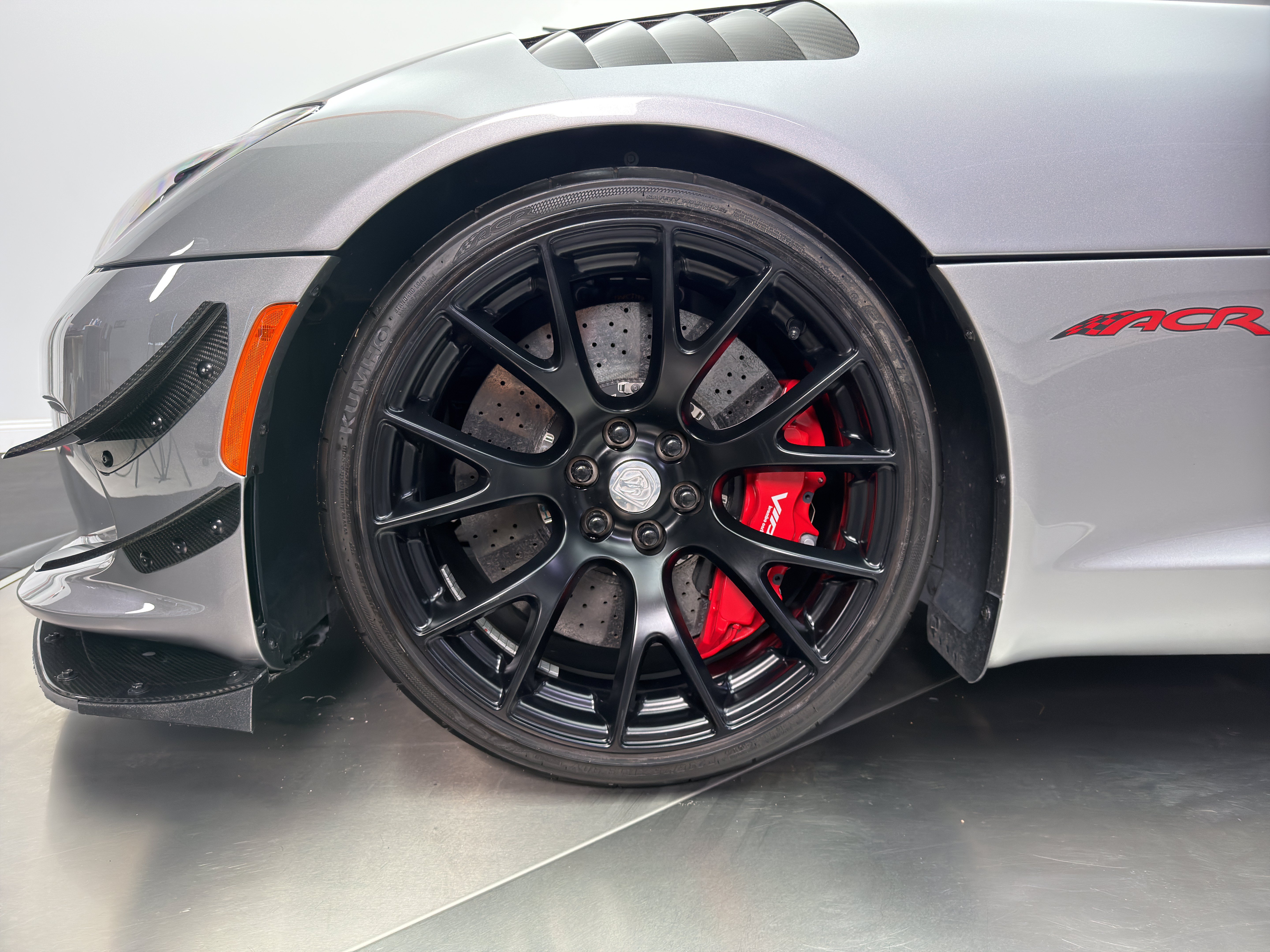 Used 2016 Dodge Viper GTC w/ ACR Package RWD image 4