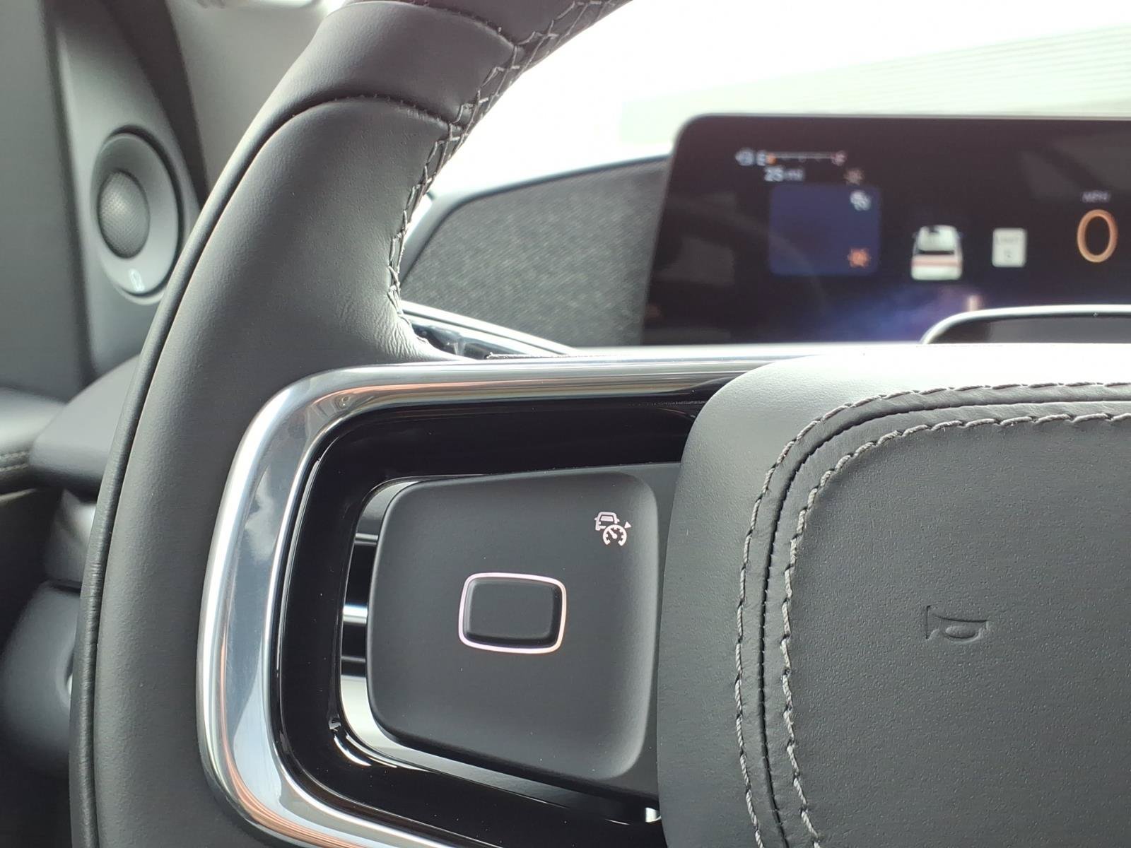 New 2027 Lincoln Navigator Reserve AWD/4WD image 23