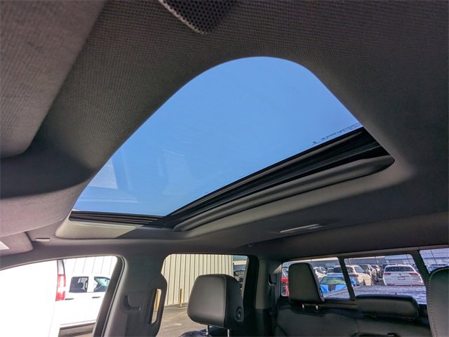 Used 2020 GMC Sierra 1500 SLT w/ SLT Premium Plus Package image 23