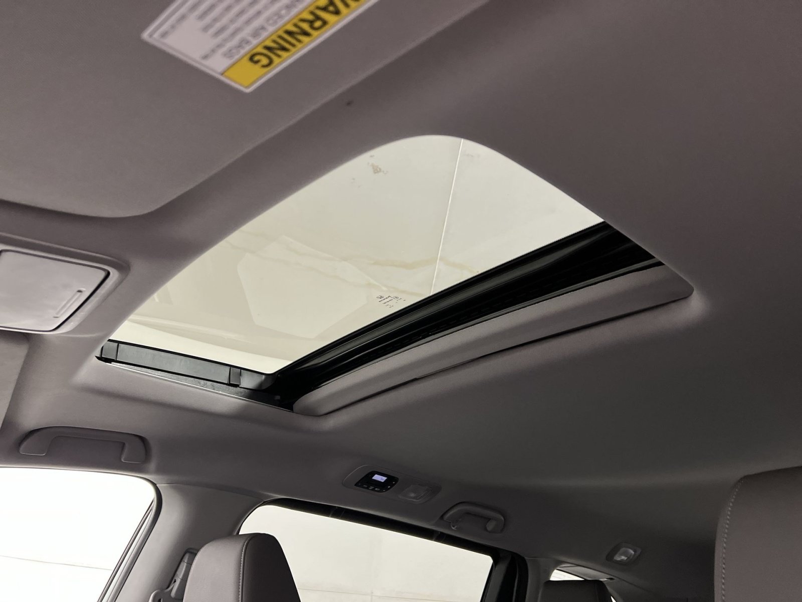 Used 2023 Honda Odyssey EX-L image 21