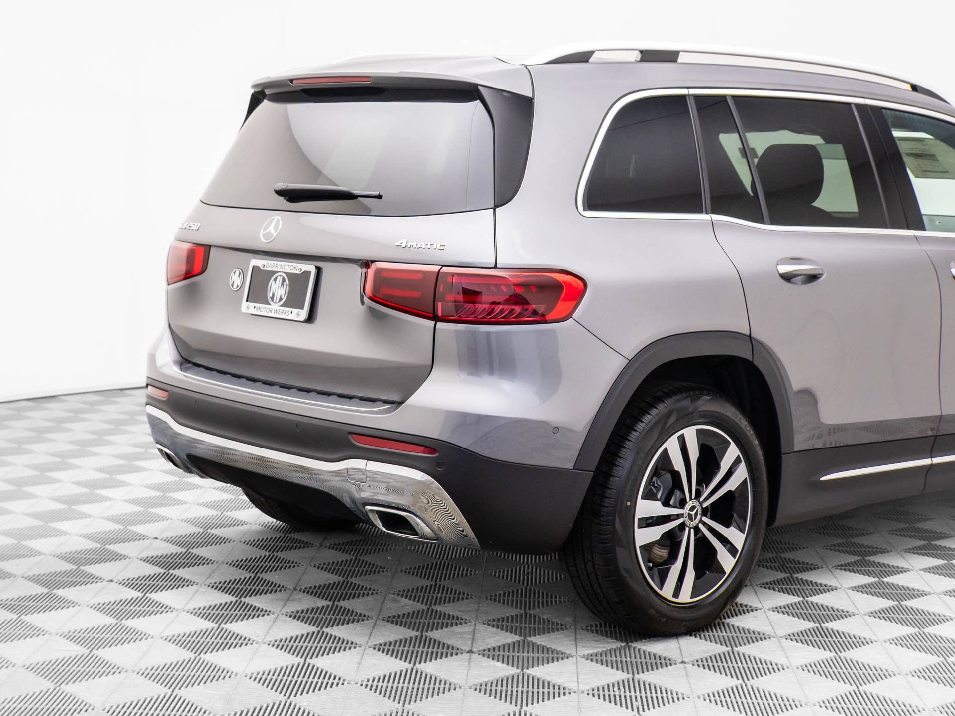 New 2026 Mercedes-Benz GLB 250 4MATIC image 41