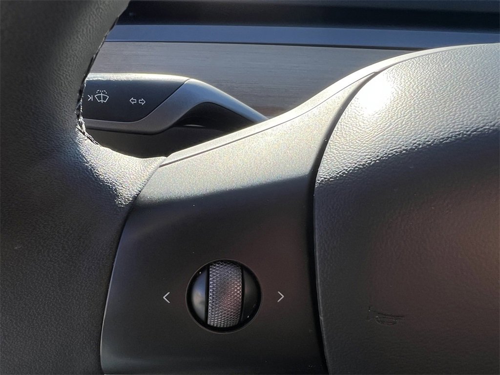 Used 2020 Tesla Model 3 Long Range image 18