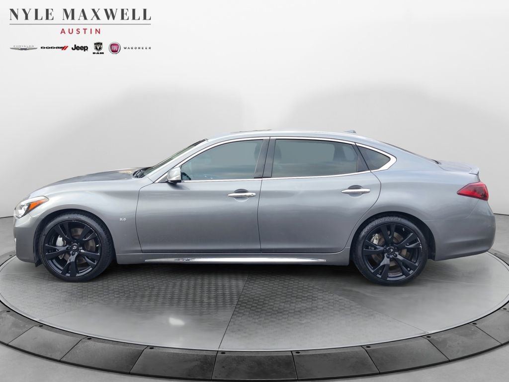 Used 2016 INFINITI Q70 L 5.6 w/ V8 Deluxe Technology Package image 13