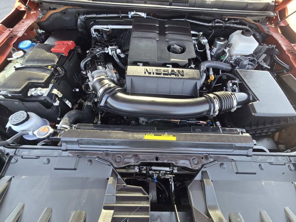 Used 2025 Nissan Frontier PRO-4X w/ Pro Convenience Package AWD/4WD image 20