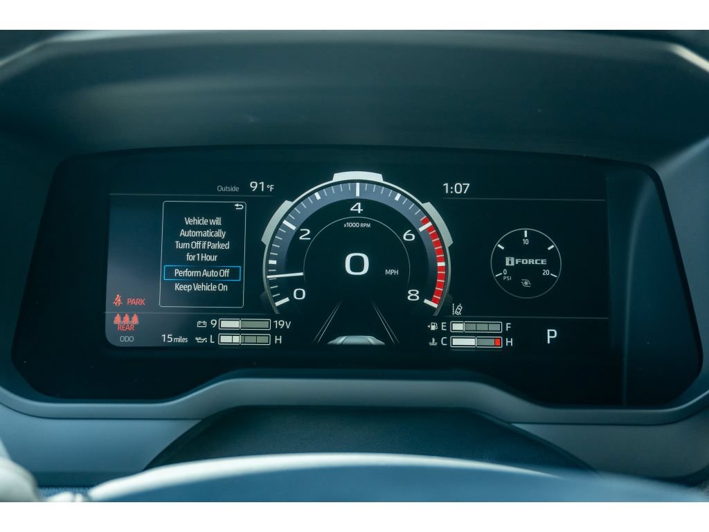 Used 2026 Toyota Tundra Limited AWD/4WD image 21