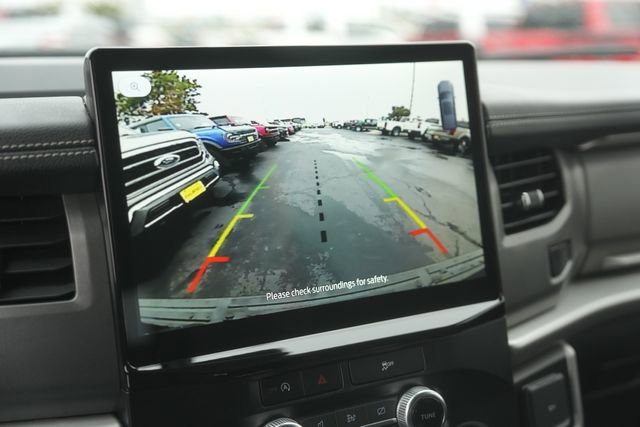 Used 2023 Ford Expedition XLT image 27