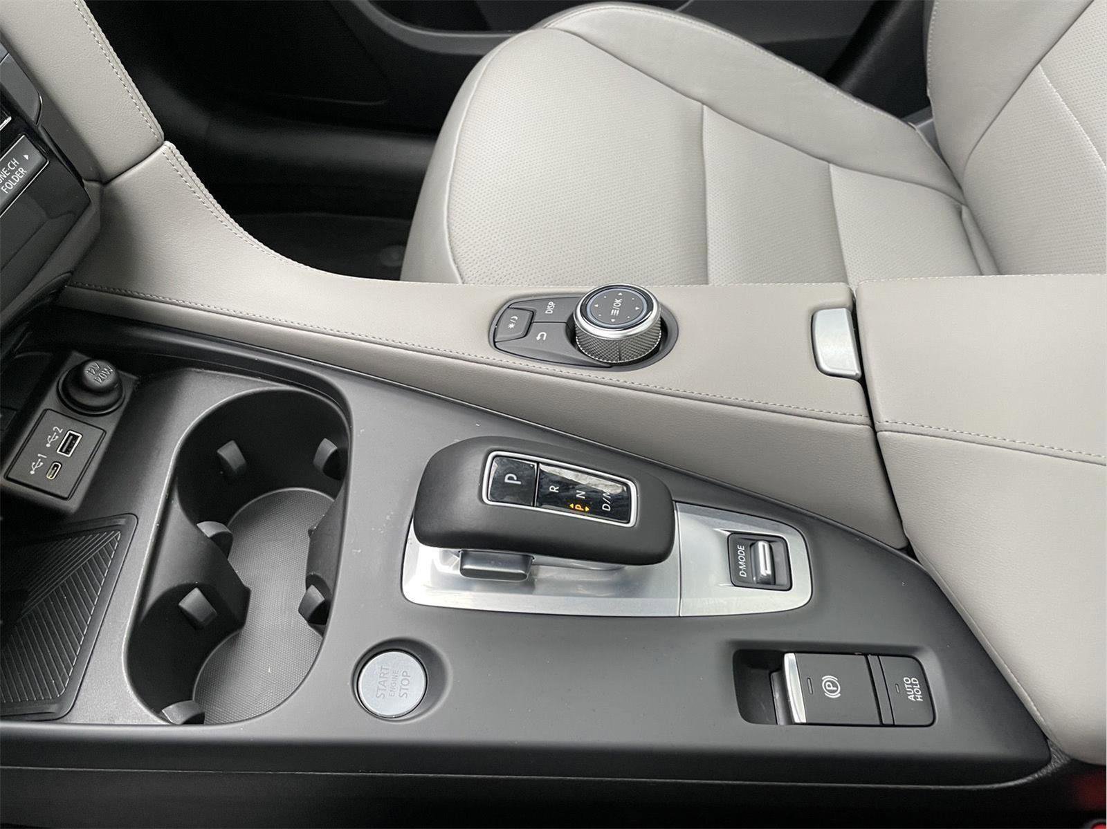 Used 2023 INFINITI QX50 Luxe image 32