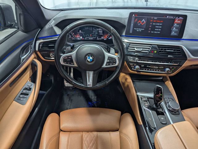 Used 2023 BMW 530i w/ M Sport Package RWD image 7