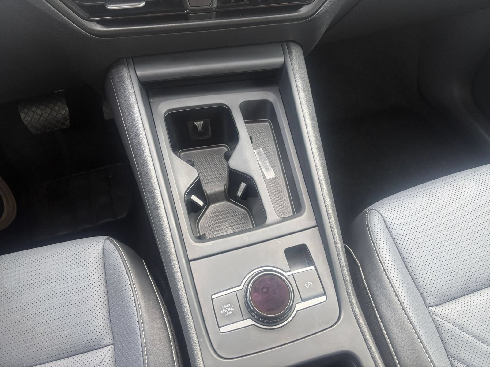 Used 2026 Volkswagen Tiguan SE AWD/4WD image 32