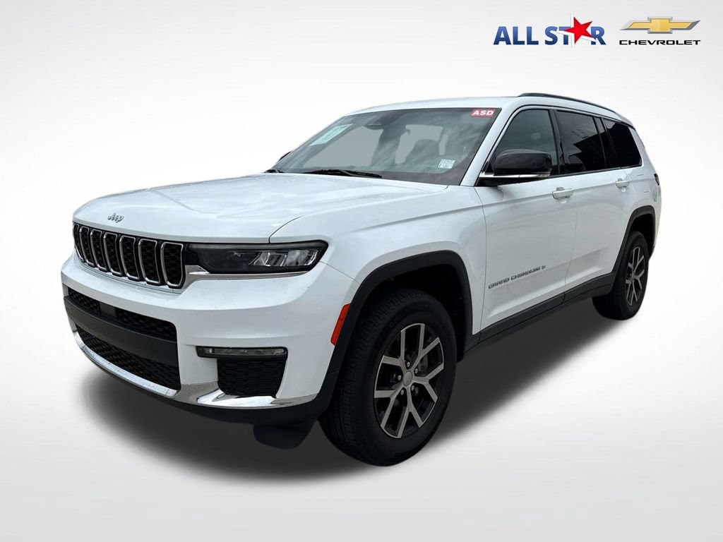 Used 2025 Jeep Grand Cherokee L Limited AWD/4WD image 1