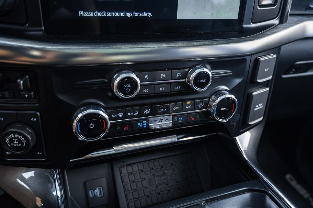 Used 2023 Ford F150 Lariat w/ Max Trailer Tow Package AWD/4WD image 25