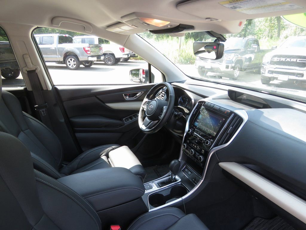 Used 2022 Subaru Ascent Limited image 13