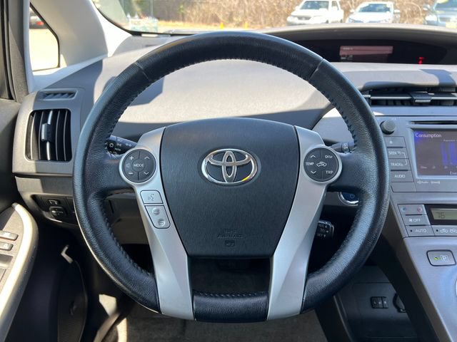 Used 2014 Toyota Prius Four FWD image 18