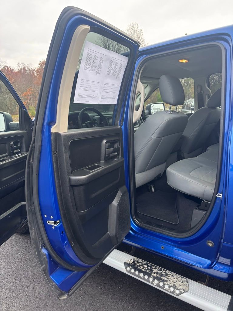 Used 2019 RAM 1500 Express image 19