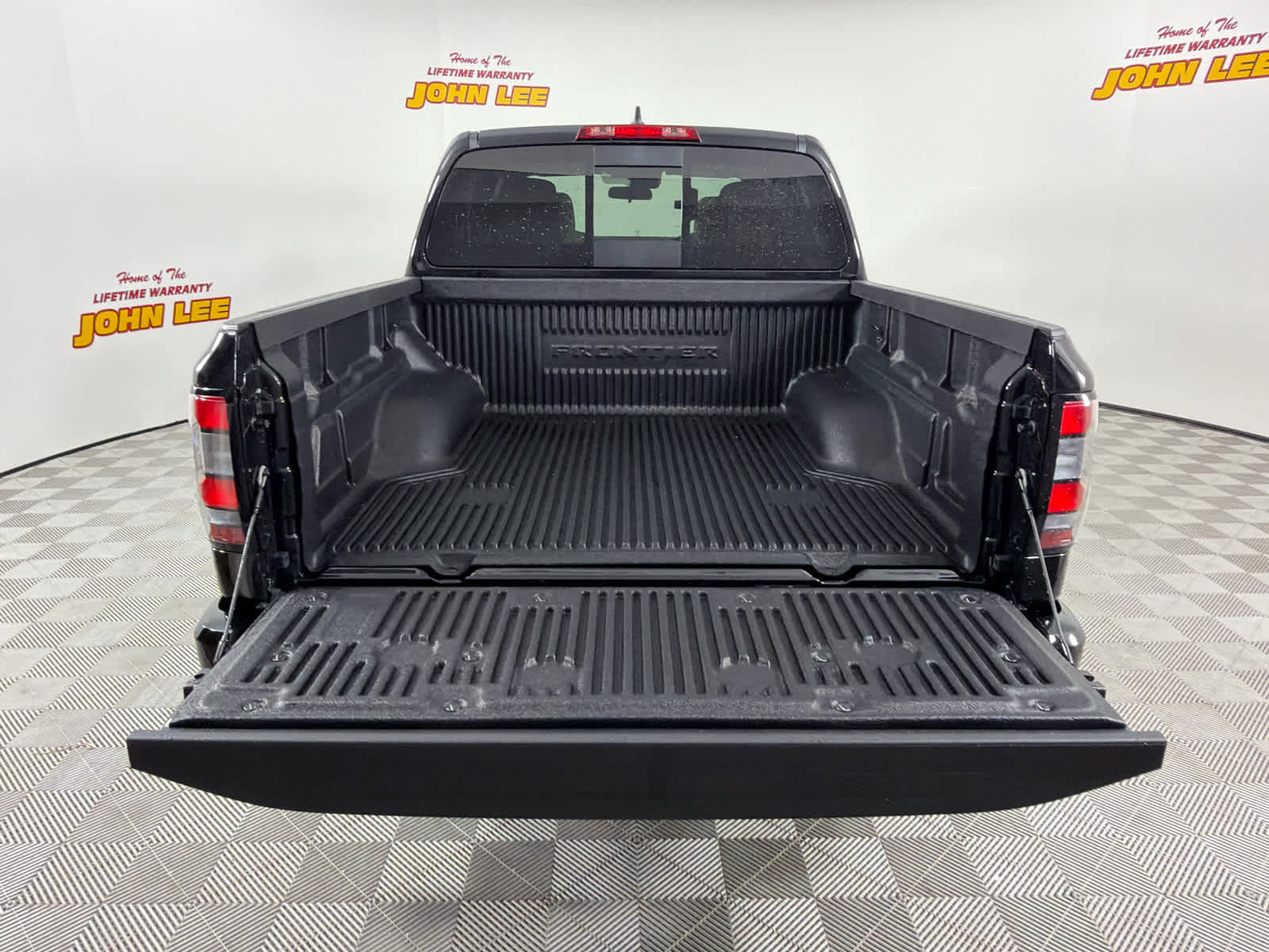 New 2026 Nissan Frontier SV w/ Tow Package RWD image 5