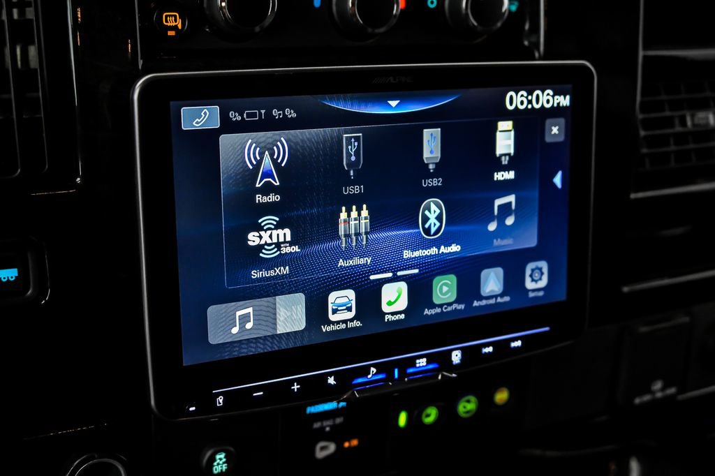 Used 2023 GMC Savana 2500 RWD image 21