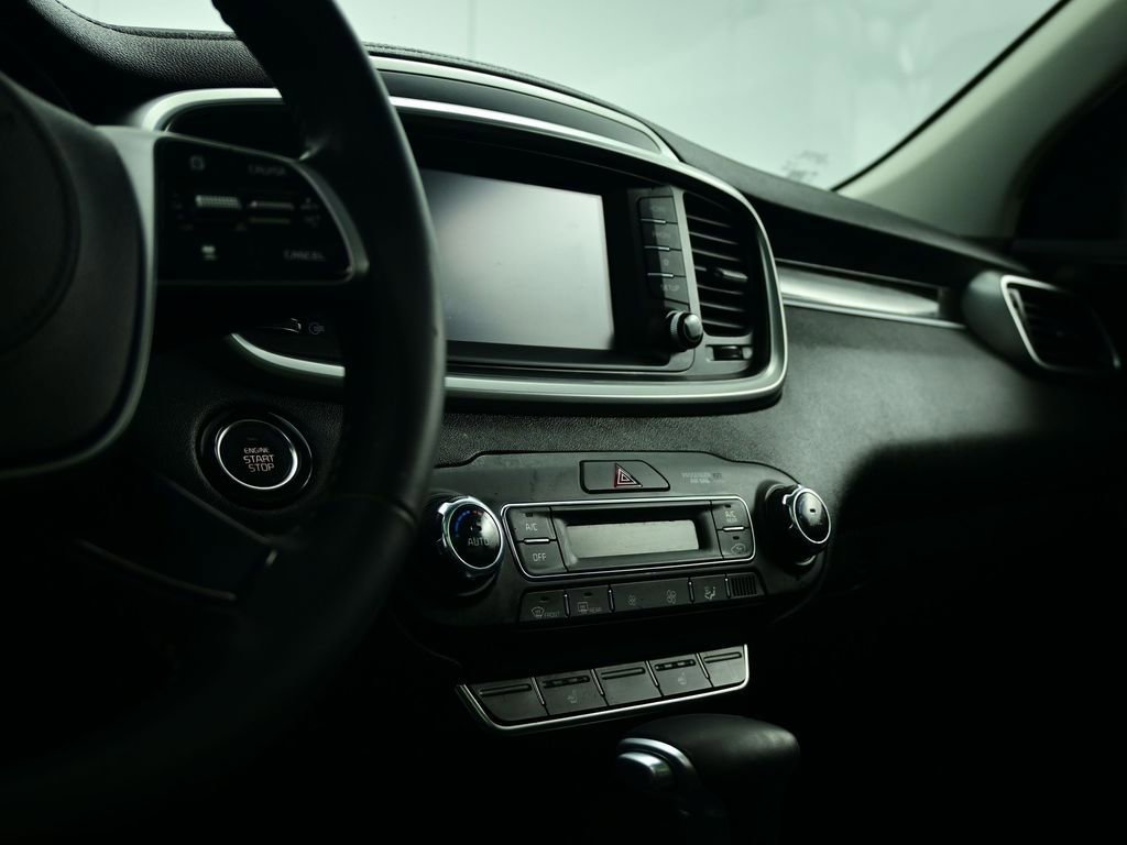 Certified 2020 Kia Sorento EX image 59