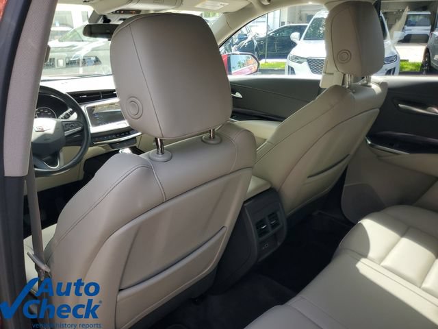 Used 2023 Cadillac XT4 Luxury FWD image 13