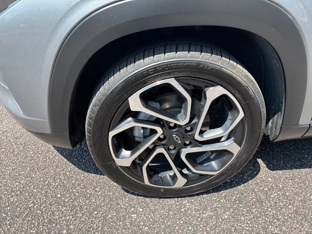 Used 2024 Chevrolet Trax RS w/ Driver Confidence Package FWD image 9