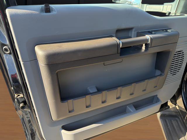 Used 2012 Ford F550 4x4 Regular Cab Super Duty w/ Payload Upgrade Pkg image 10