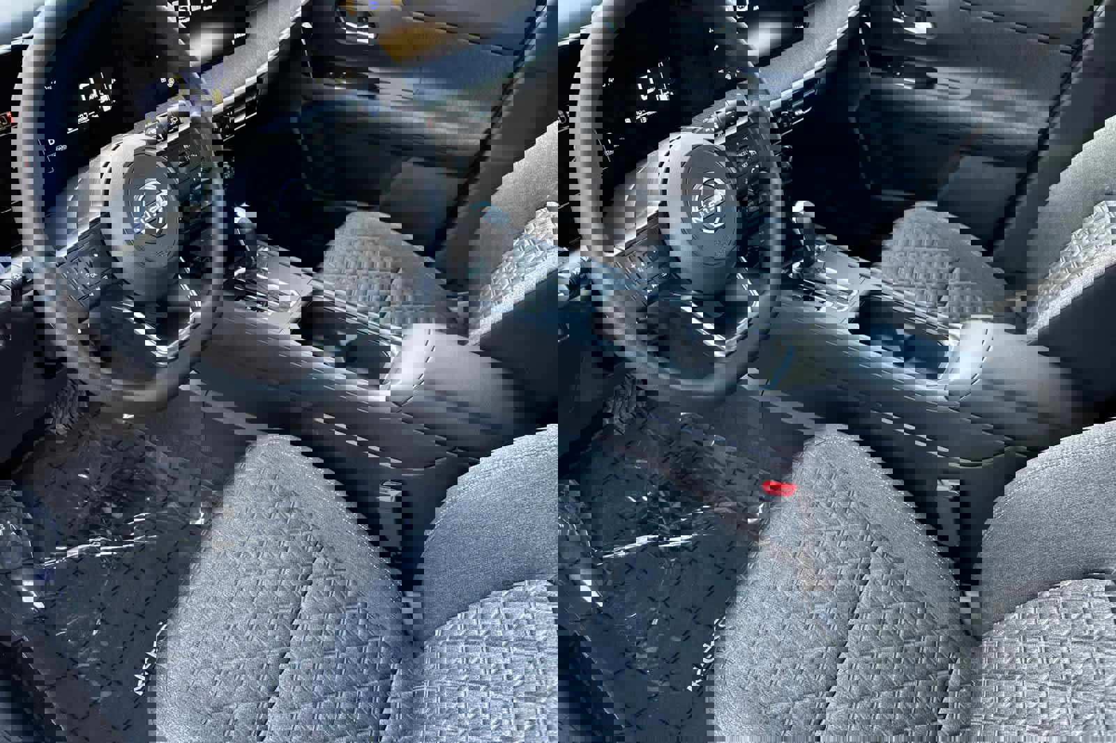 New 2026 Nissan Kicks SV w/ Cold Weather Package image 11