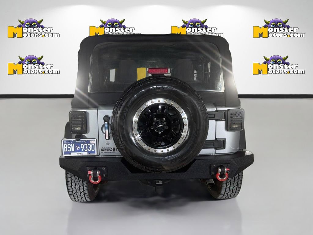Used 2015 Jeep Wrangler Sport w/ Connectivity Group AWD/4WD image 6