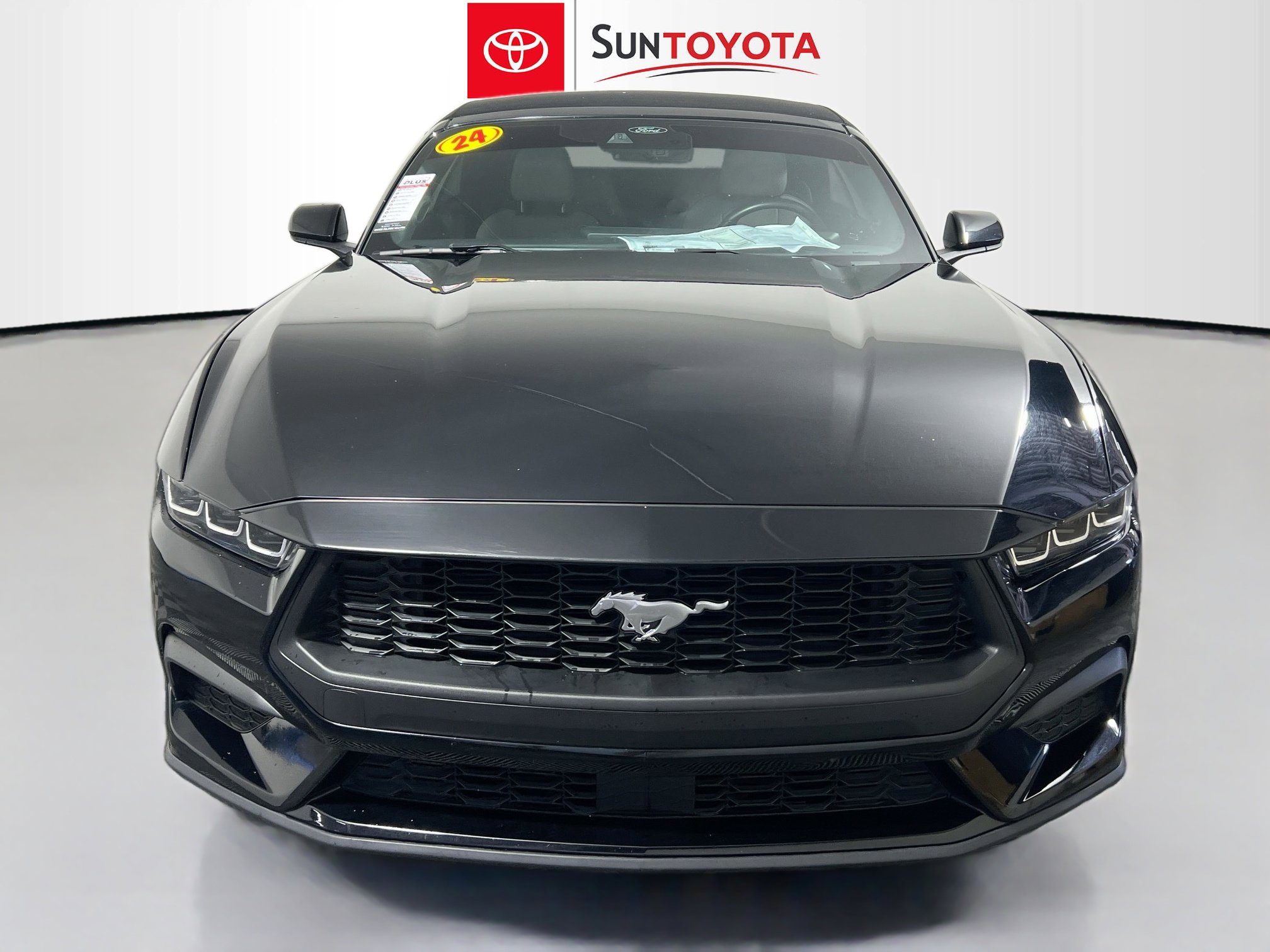 Used 2024 Ford Mustang Premium RWD image 9