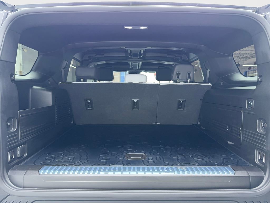 Used 2025 GMC Hummer EV 2X image 17