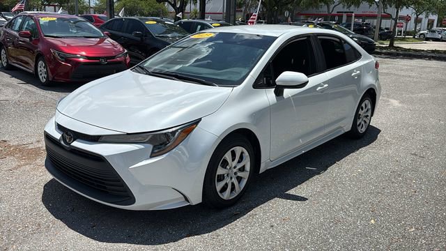 Certified 2023 Toyota Corolla LE FWD image 3
