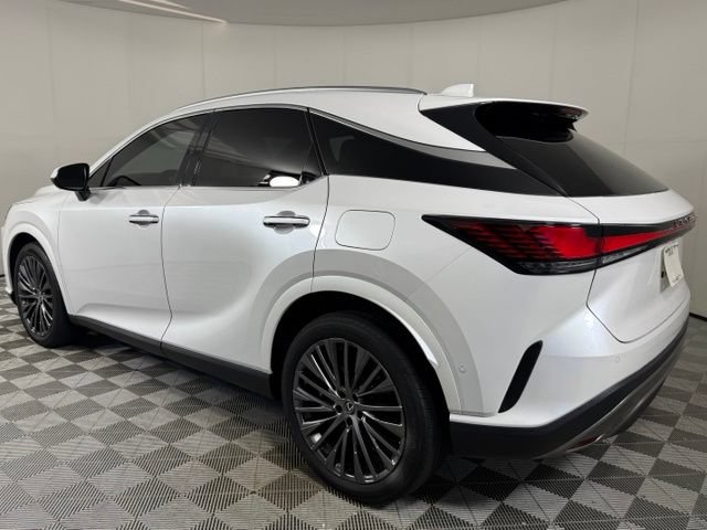 Used 2024 Lexus RX 350 FWD w/ Convenience Package image 4