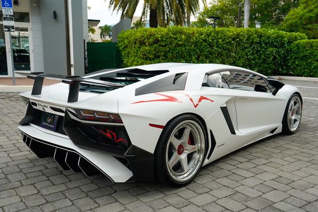 Used 2016 Lamborghini Aventador LP 750-4 Superveloce AWD/4WD image 27