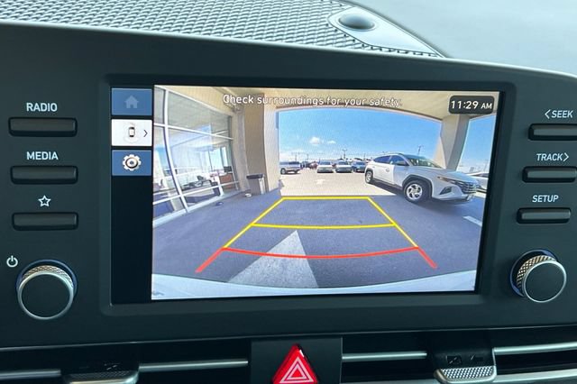 New 2026 Hyundai Elantra SE FWD image 17