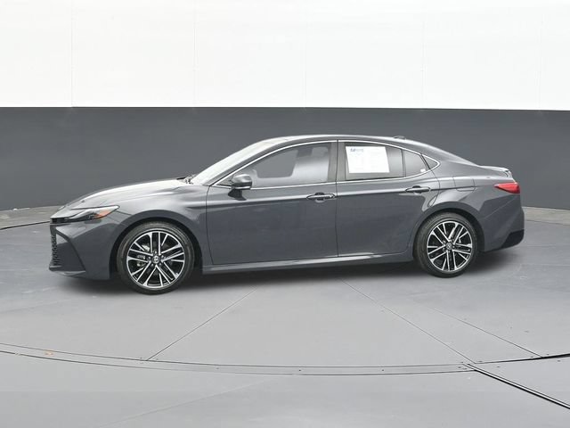 Used 2025 Toyota Camry XLE w/ Premium Package FWD image 10