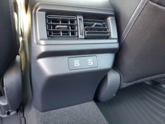 Used 2025 Honda Accord SE image 9