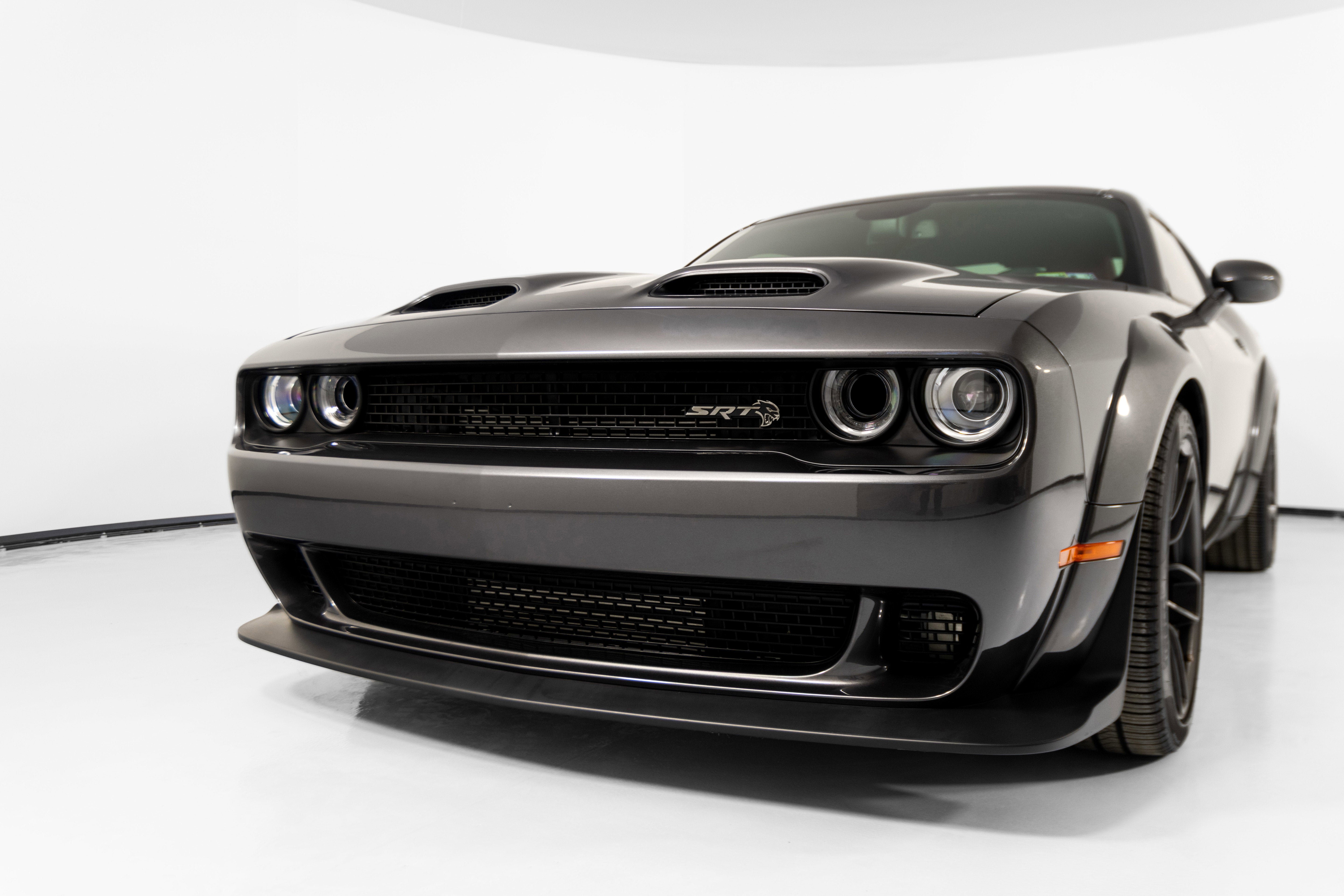 Used 2022 Dodge Challenger SRT Hellcat image 9