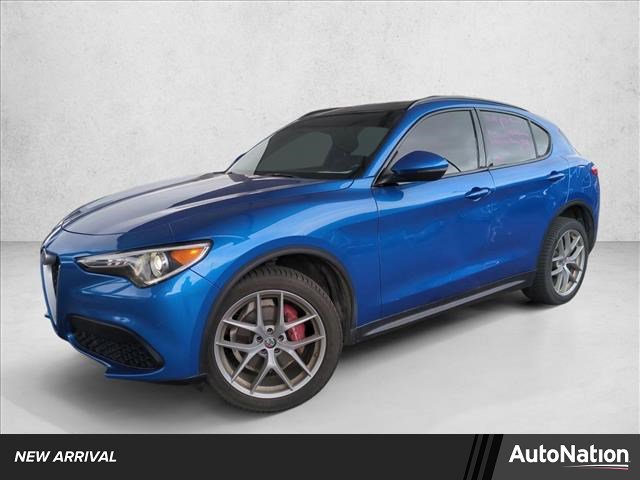 Used 2018 Alfa Romeo Stelvio Ti Sport image 1