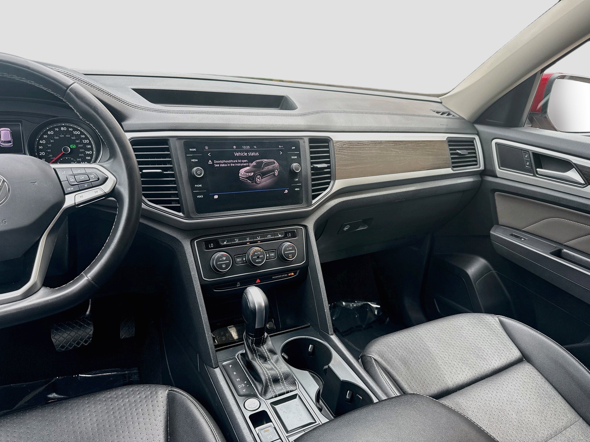 Used 2021 Volkswagen Atlas SE w/ Panoramic Sunroof Package FWD image 22