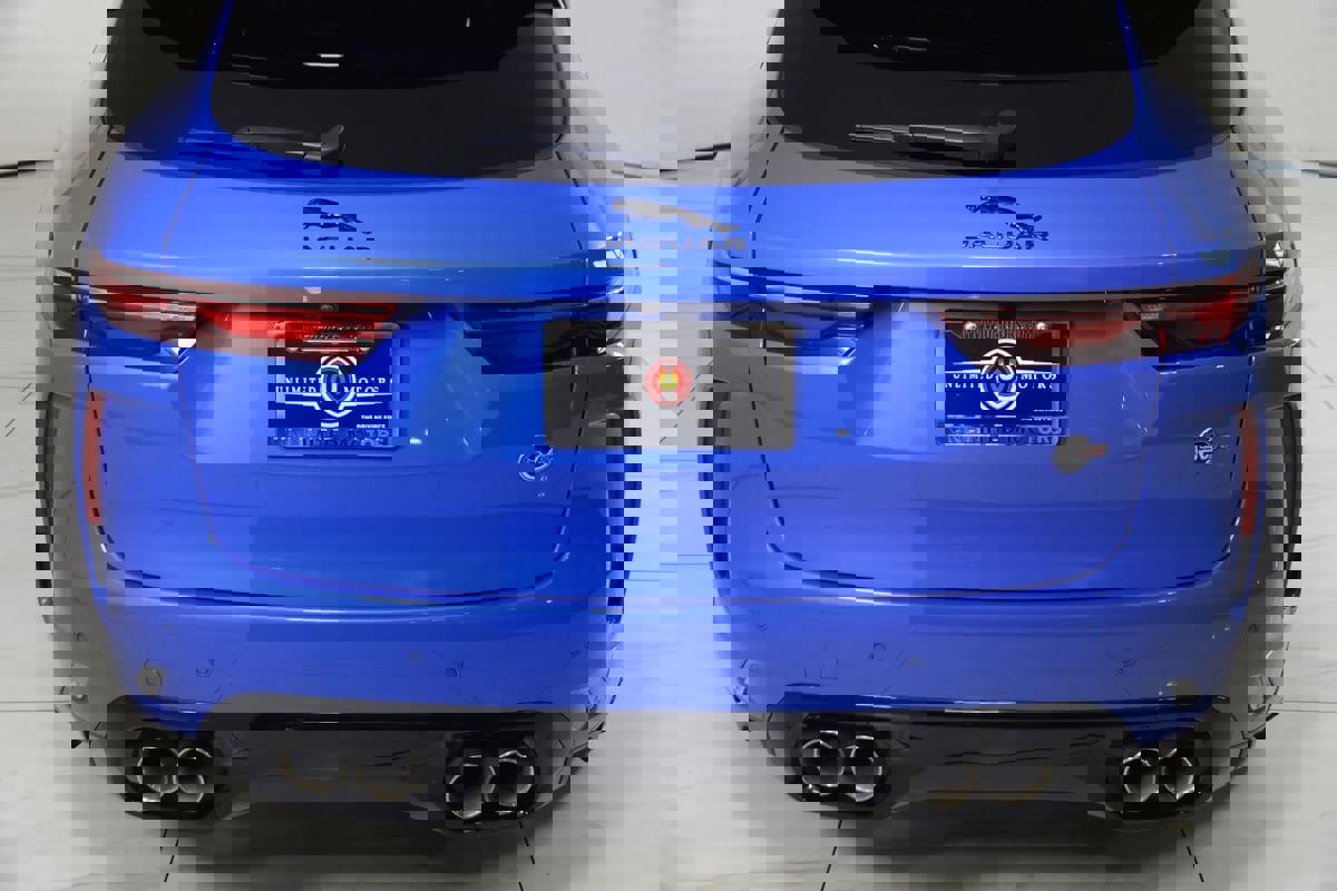 Used 2024 Jaguar F-PACE SVR image 91