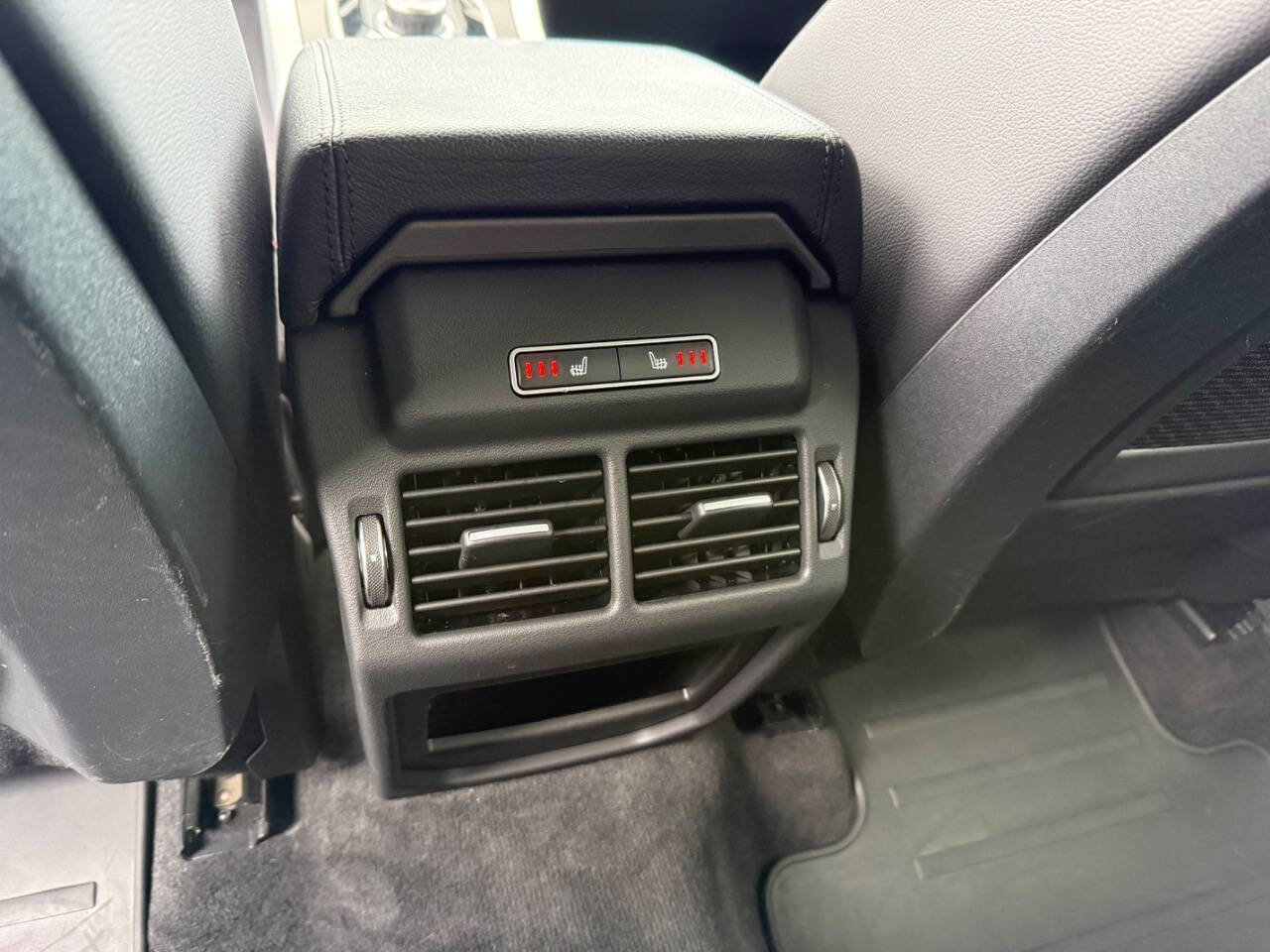 Used 2018 Land Rover Range Rover Evoque image 15