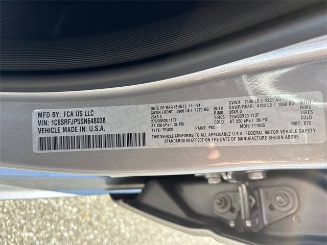 Used 2025 RAM 1500 Laramie image 32