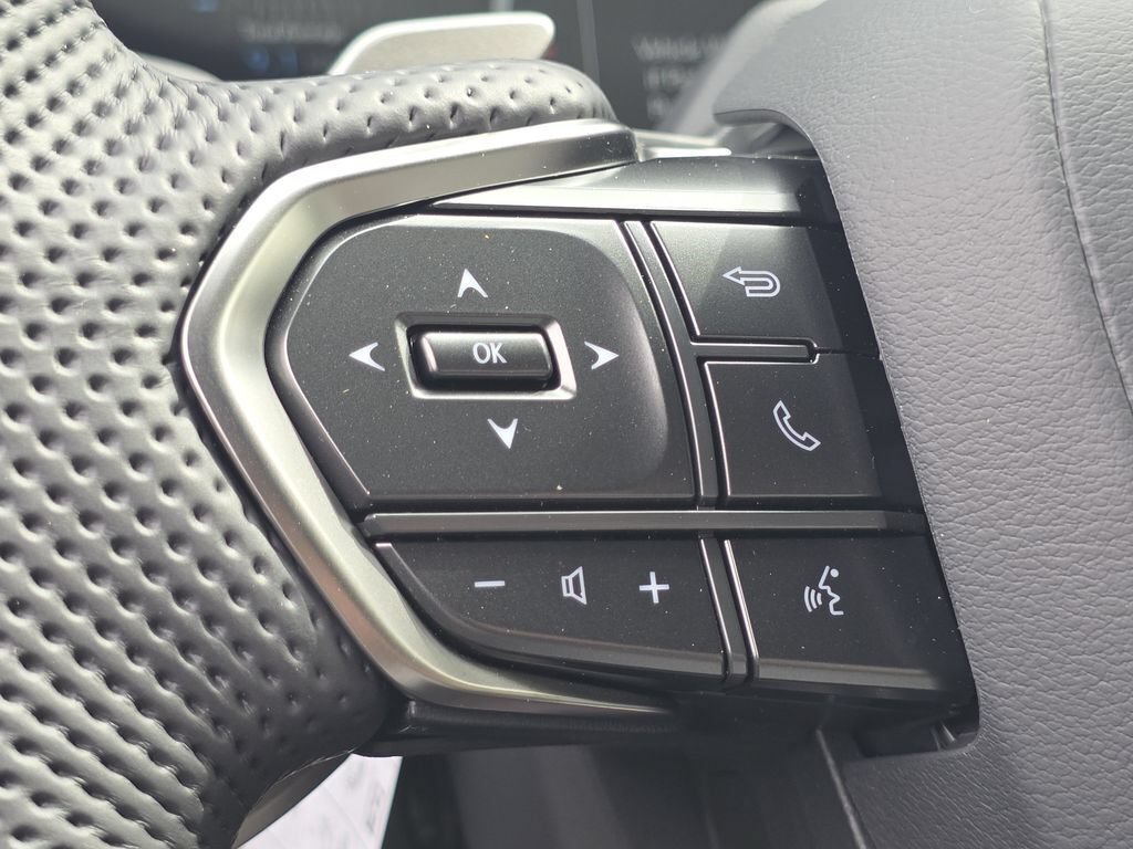 New 2026 Lexus TX 500h AWD image 31