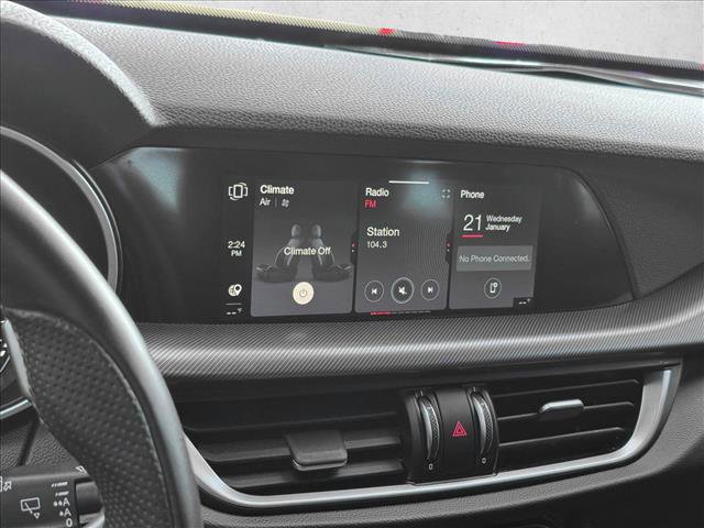 Used 2021 Alfa Romeo Stelvio Ti Sport image 14