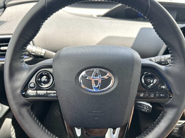 Used 2022 Toyota Prius Limited w/ Premium Convenience Package FWD image 28