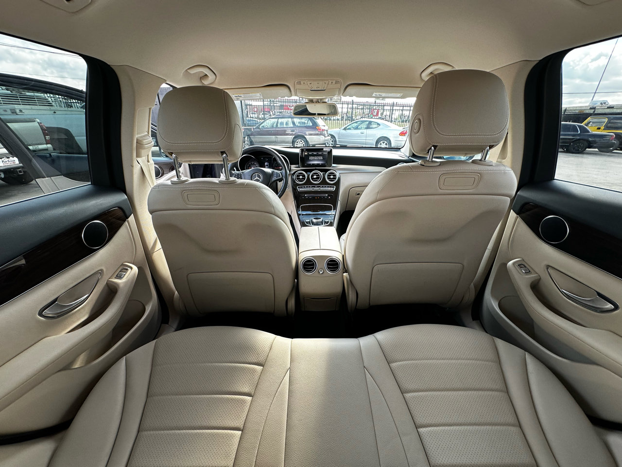 Used 2019 Mercedes-Benz GLC 300 image 28