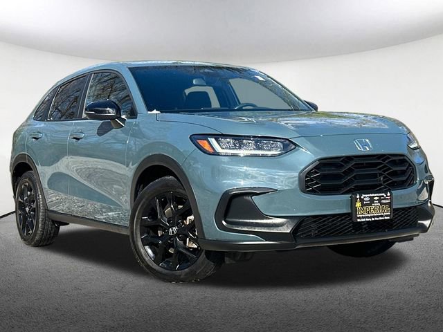 Used 2023 Honda HR-V Sport image 2