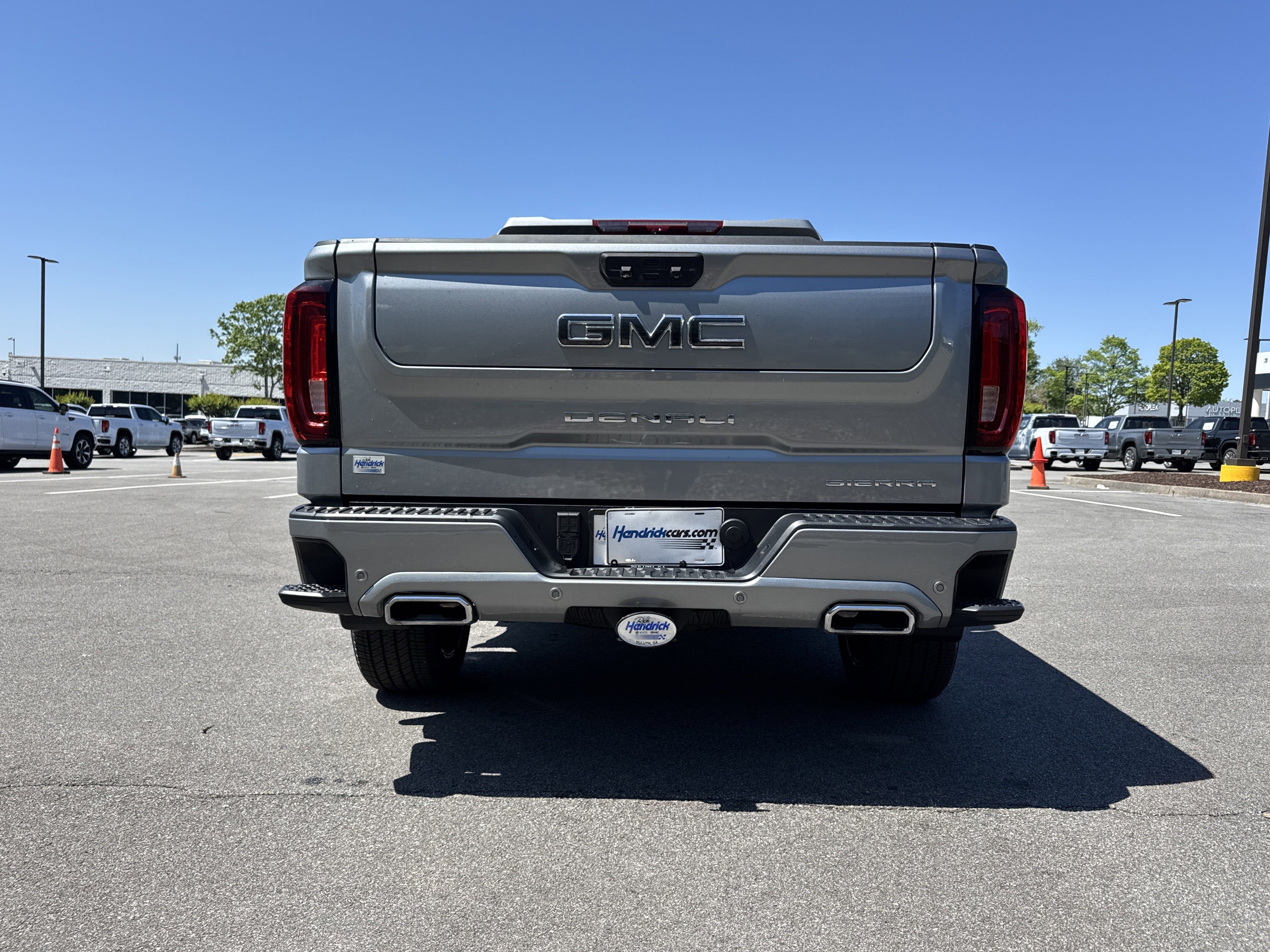 Used 2025 GMC Sierra 1500 Denali Ultimate AWD/4WD image 9
