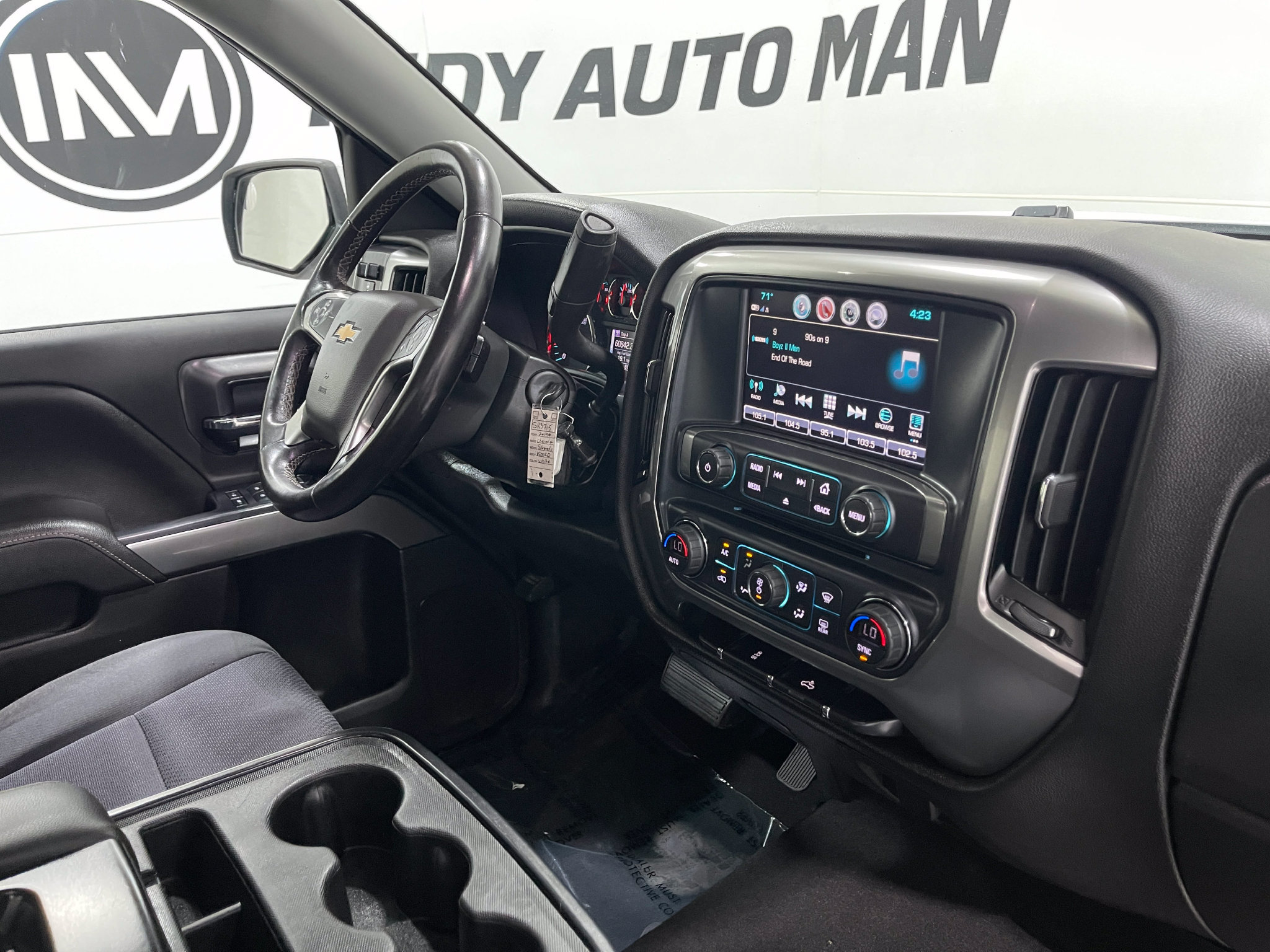 Used 2019 Chevrolet Silverado 1500 LT w/ All Star Edition AWD/4WD image 18