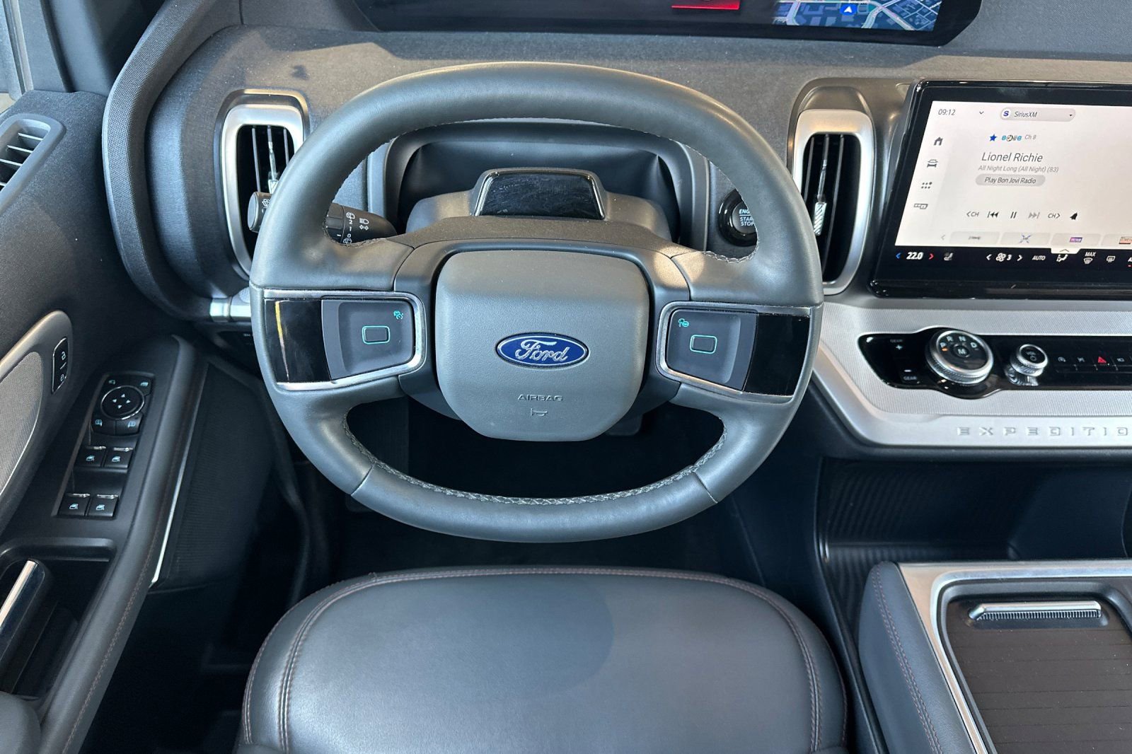 Used 2025 Ford Expedition Max Active AWD/4WD image 13