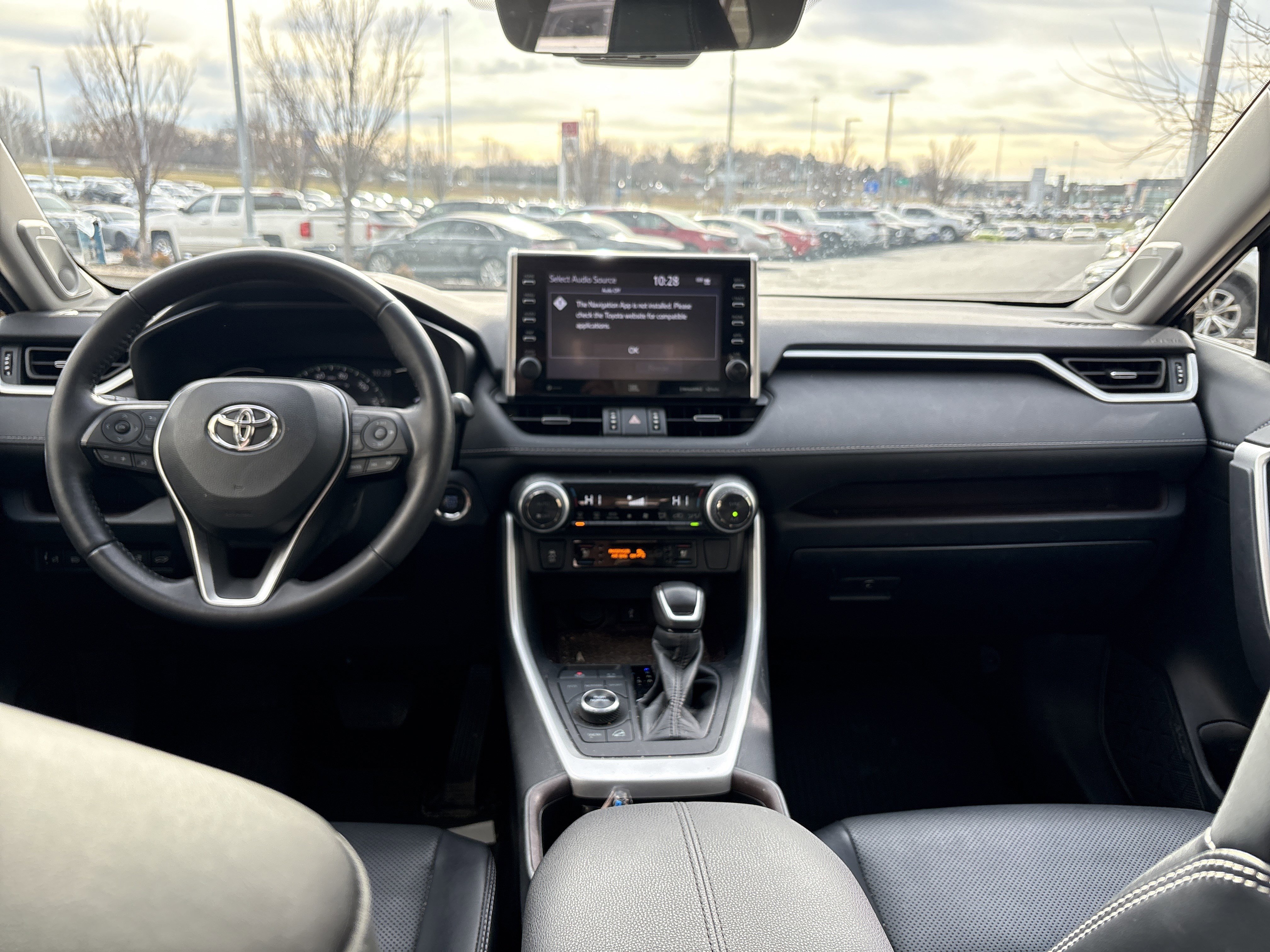 Used 2022 Toyota RAV4 Limited image 29